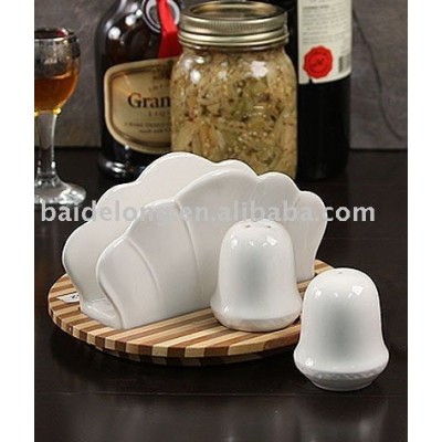 porcelain salt and pepper shaker